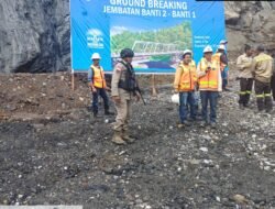 PT. Freeport Bangun Jembatan Hubungkan Kampung Banti