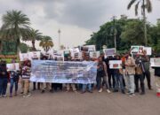 Di Duga Lakukan Pelanggaran TSM Massa Demo Tuntut Keadilan Pilkada