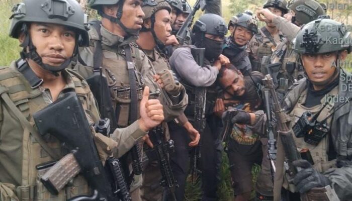 Eks Anggota Polri yang Pimpin KKB Yalimo, Aske Mabel, Ditangkap Satgas Damai Cartenz