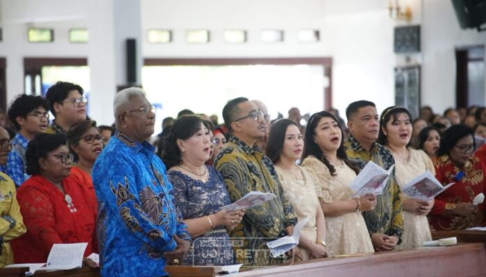 Bupati dan Wakil Bupati Mimika Terpilih Gelar Misa Syukur Bersama Uskup Amboina