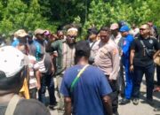 Desak Musdat Digelar, Lemasko Pimpinan Yance Boyau Palang Jalan Timika–Pomako