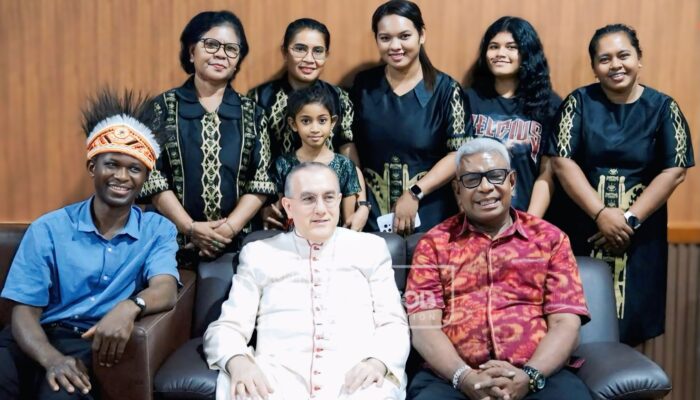 Penjemputan Para Uskup dan Pejabat Jelang Pentahbisan Uskup Timika Berlangsung Lancar