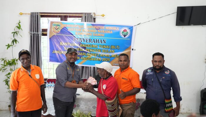 Pemkam Damai Salurkan BLT Kemiskinan Ekstrem kepada 100 Kepala Keluarga