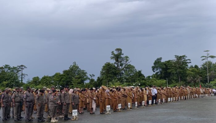 Bupati Mimika Ultimatum Pejabat Pangkat Tak Sesuai: Mundur atau Rugikan Karier!