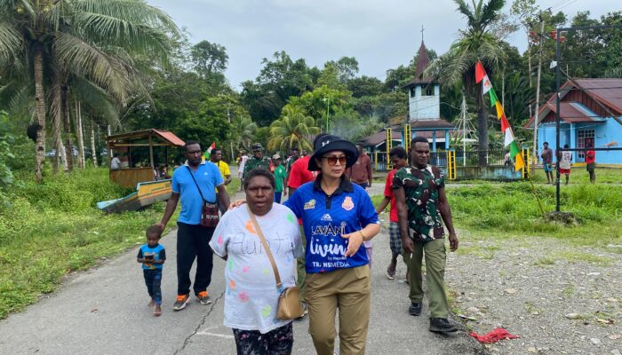 HUT ke-24 Demokrat, Desy Putrika Angkat Budaya Kamoro Lewat Lomba Tarian Tradisional di Tipuka