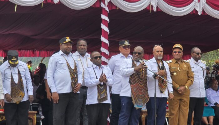 Gubernur Papua Tengah Janji Bangun Fasilitas Pendidikan Lengkap di Puncak Jaya