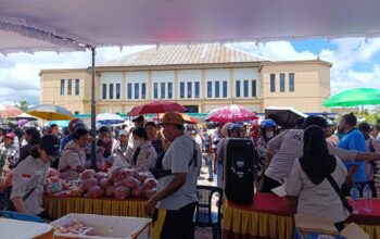 Pemkab Mimika Gelar Gerakan Pangan Murah, Peringati Hari Pangan Sedunia ke-80