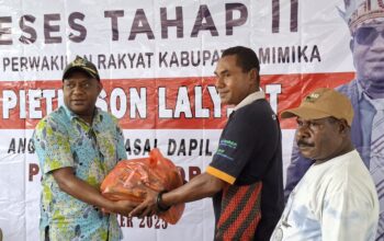 Yan Pieterson Laly Serap Aspirasi Warga Soal Kelangkaan BBM dan Keamanan di Timika