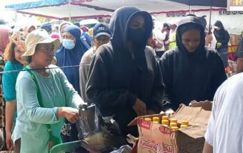 Sambut Nataru, DKP Mimika Kembali Gelar Gerakan Pangan Murah di Pasar Lama