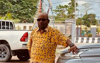 Sengketa Lahan 23 Tahun Tak Kunjung Usai, Marga Pinimet Segel Kantor Distrik Kuala Kencana SP 3