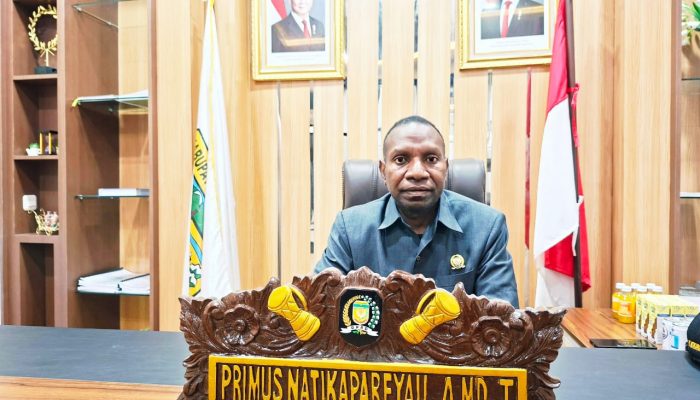 Ketua DPRK Mimika Soroti Dugaan Pungli dan Penurunan Aktivitas Jual Beli di Pasar Sentral–Pasar Baru