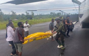 Bandara Korowai Batu Diamankan, Dua Awak Pesawat Dievakuasi ke Timika