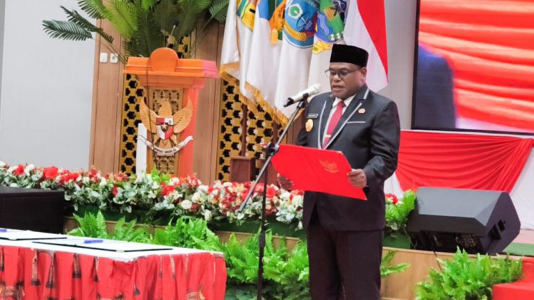 GEBRAKAN MEKI NAWIPA! Lantik Pejabat DOB Papua Tengah: “Integritas Harga Mati, Selingkuh Langsung Copot!”