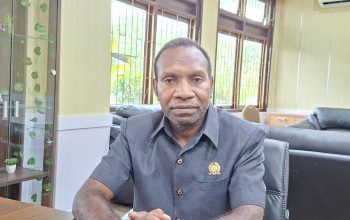 Polemik Hasil Dulang di Mimika: Ketua DPRK Minta Penadah Cepat Bertindak dan Usulkan Peran Dinas Koperasi