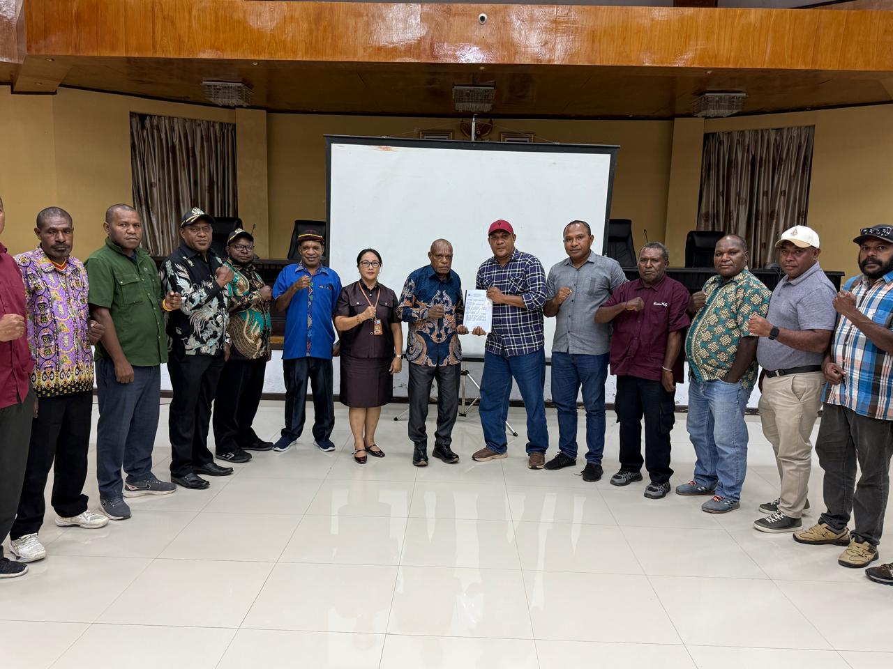 Pansus Moker DPRK Mimika Kedepankan Sinkronisasi Dokumen dan Harmonisasi Prosedur Administratif