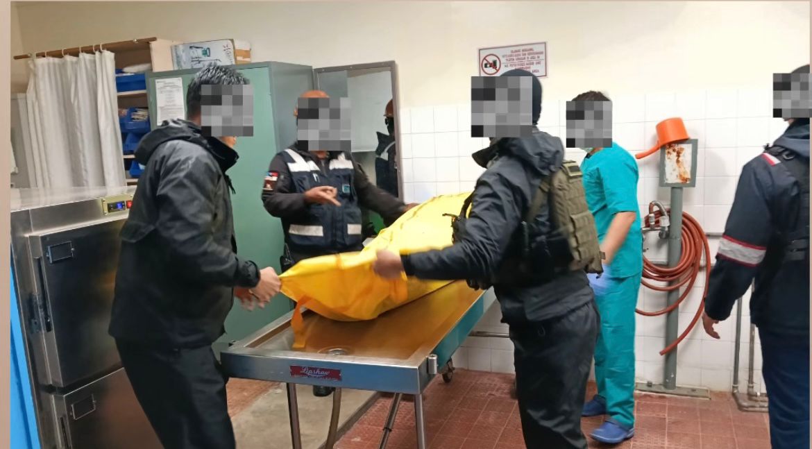 TNI Evakuasi Warga Pascaserangan OPM di Kalikuluk Tembagapura, Seorang Anak Meninggal Dunia