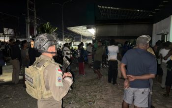 Patroli Gabungan Polres Nabire dan Satgas Damai Cartenz Jaga Stabilitas Kamtibmas