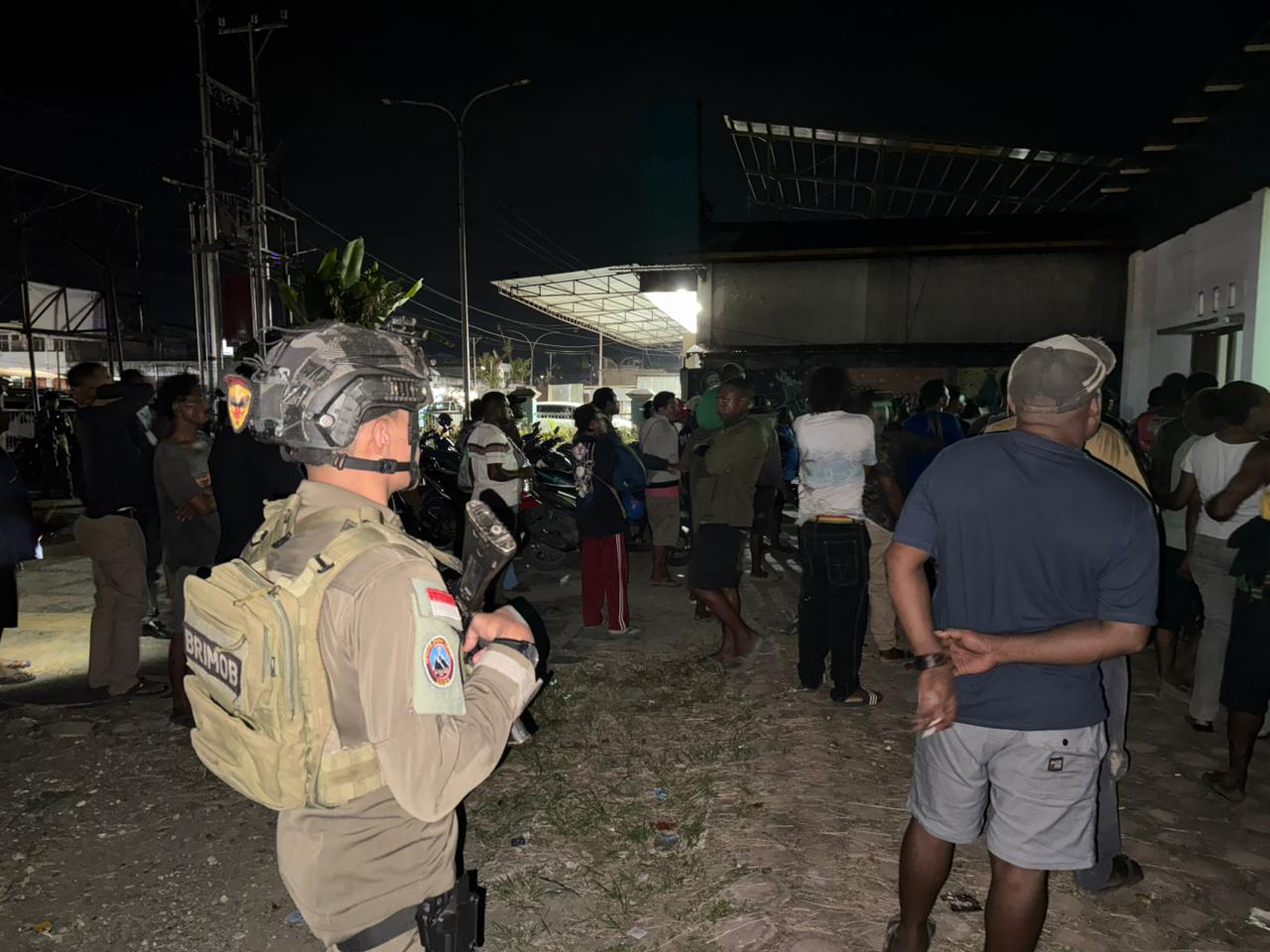 Patroli Gabungan Polres Nabire dan Satgas Damai Cartenz Jaga Stabilitas Kamtibmas