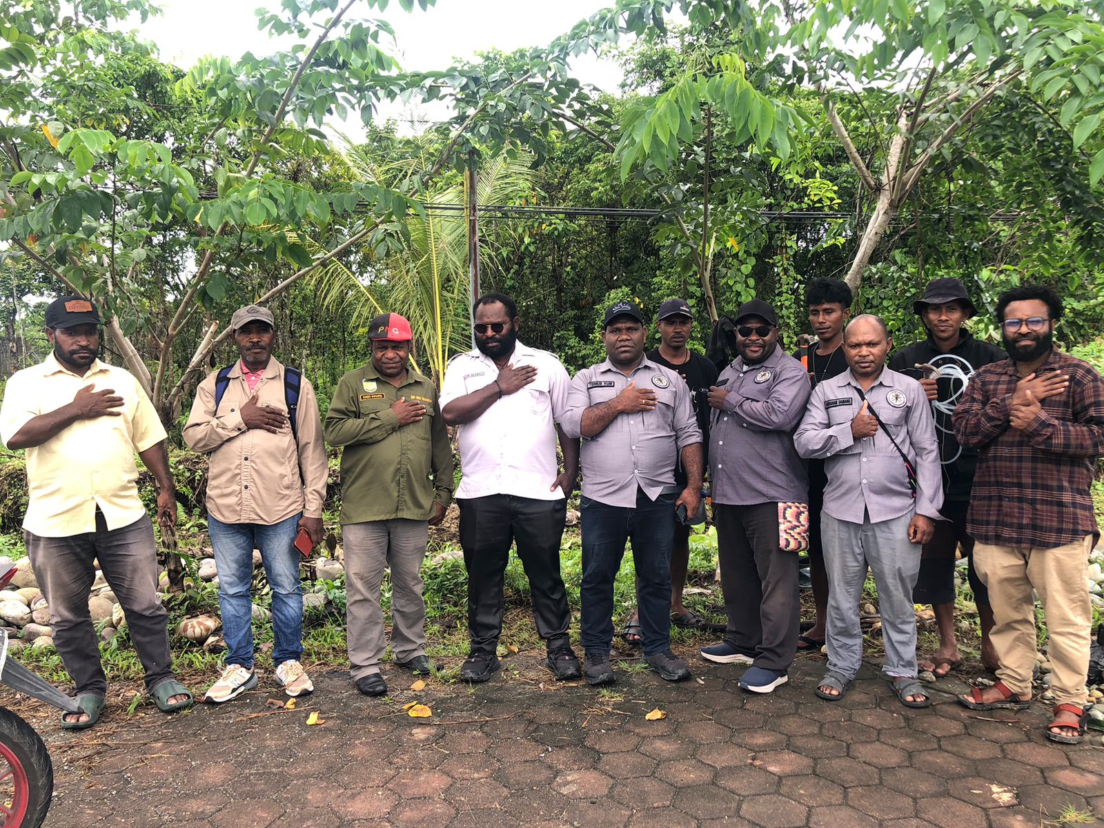 Peletakan Batu Pertama Honai HAPAK Jadi Momentum Kebangkitan Pemuda Adat di Mimika