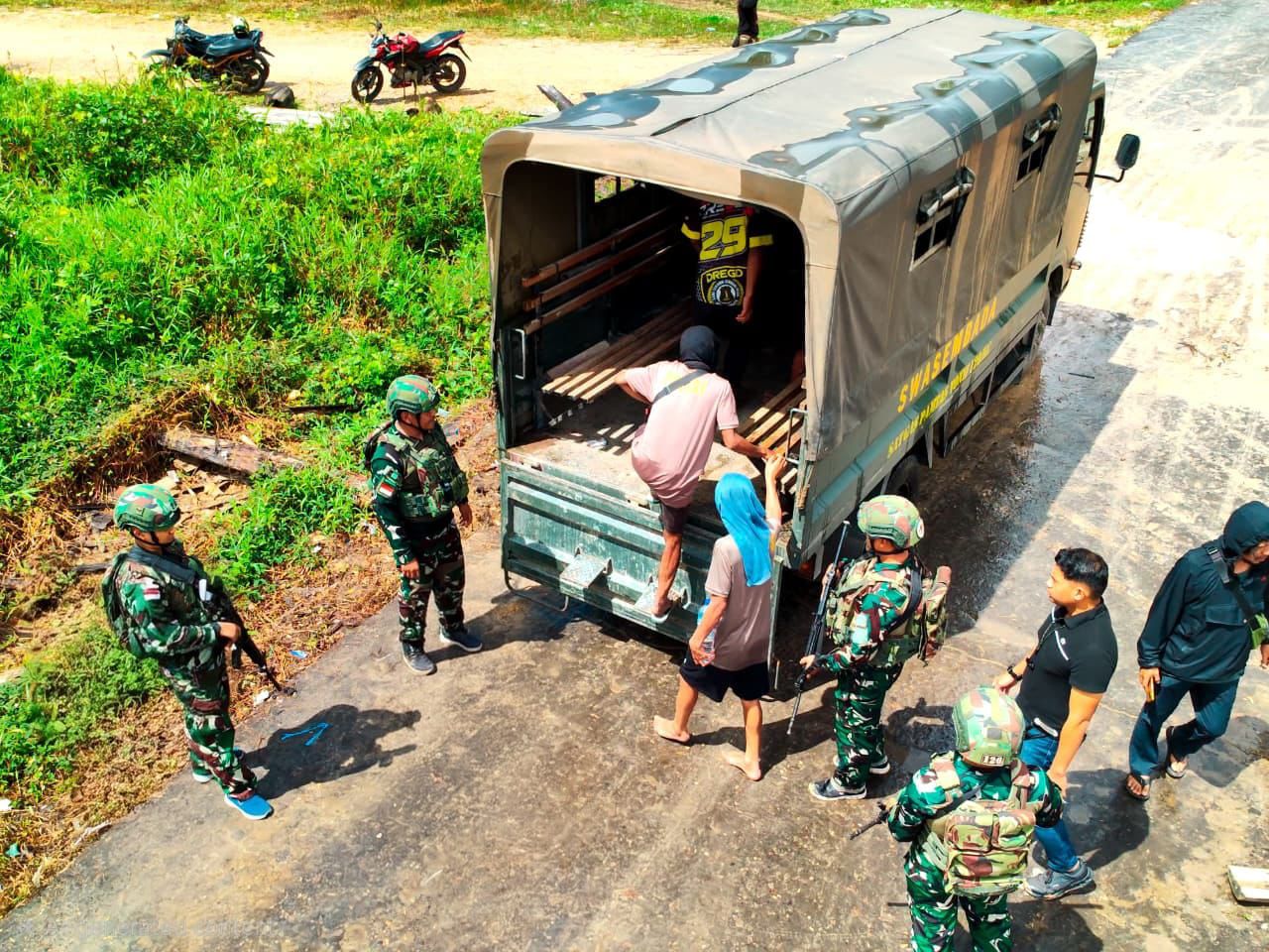 Empat Pendulang Emas di Kawe Awimbon Berhasil Dievakuasi Koops TNI Habema