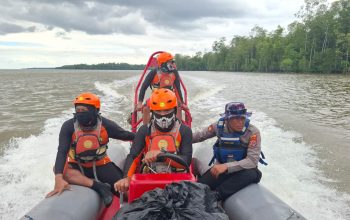 Speed Boat Bermuatan Buah Apel Tujuan Asmat Hilang Kontak, Ditemukan Selamat di Perairan Timika
