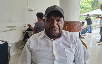 Pengawasan BBM di Mimika Dinilai Mandul, Legislator PAN Agustinus Murib Desak Disperindag Bentuk Tim Investigasi: Jangan Cuma Imbauan Normatif!