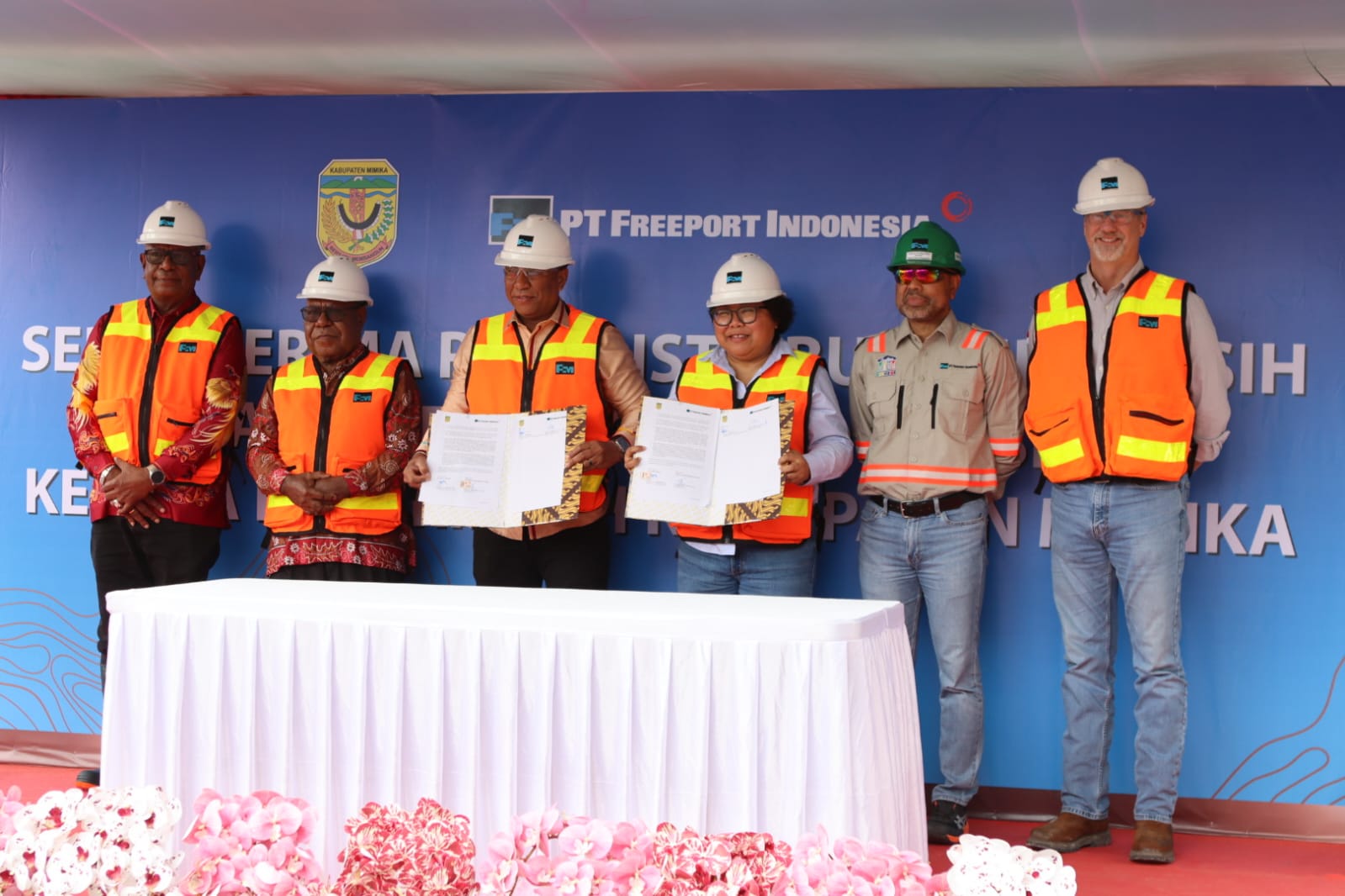 PTFI Hibahkan Pipa HDPE untuk Pengembangan SPAM, Pemkab Mimika Targetkan Perluasan Layanan Air Bersih