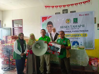 Reses Benyamin Sarira di Nawaripi, Warga Keluhkan Jalan Rusak, Drainase, dan Pagar Sekolah