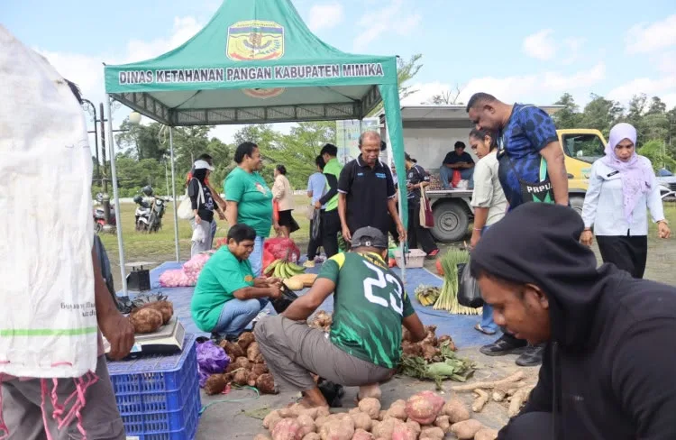 Kios Pangan Keliling Hadir di Mimika, Dukung Pemasaran Hasil Panen Mama-Mama Papua dan Jaga Stabilitas Harga