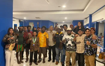 Dialog Publik HUT RI ke-81, Pemuda Soroti Dugaan Korupsi KPU Mimika dan Ajak Polisi Gandeng Generasi Muda Jaga Kamtibmas