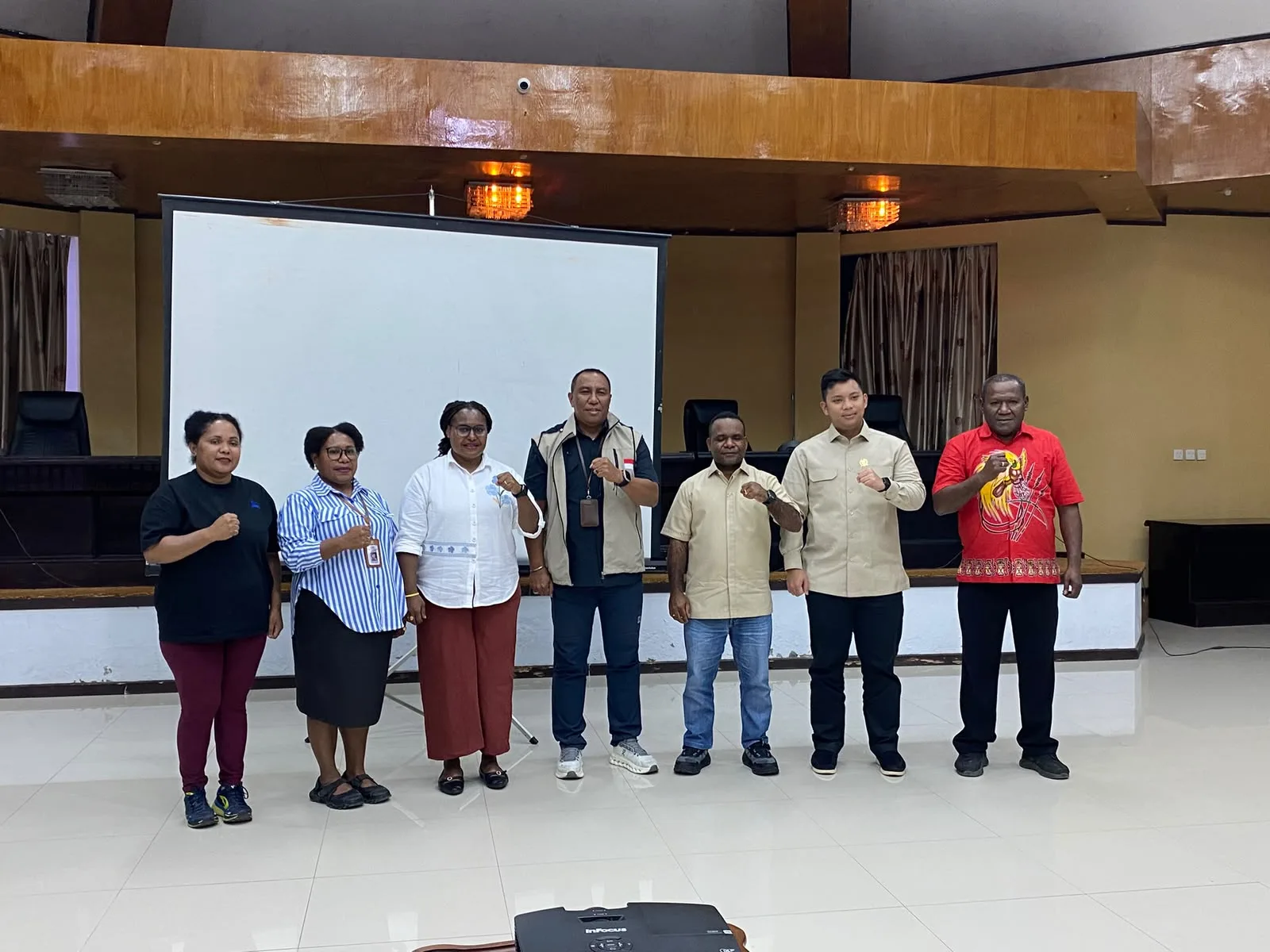 Buka Ruang Khusus Kontraktor OAP, Dinas PUPR Mimika Siapkan Mekanisme Penunjukan Langsung
