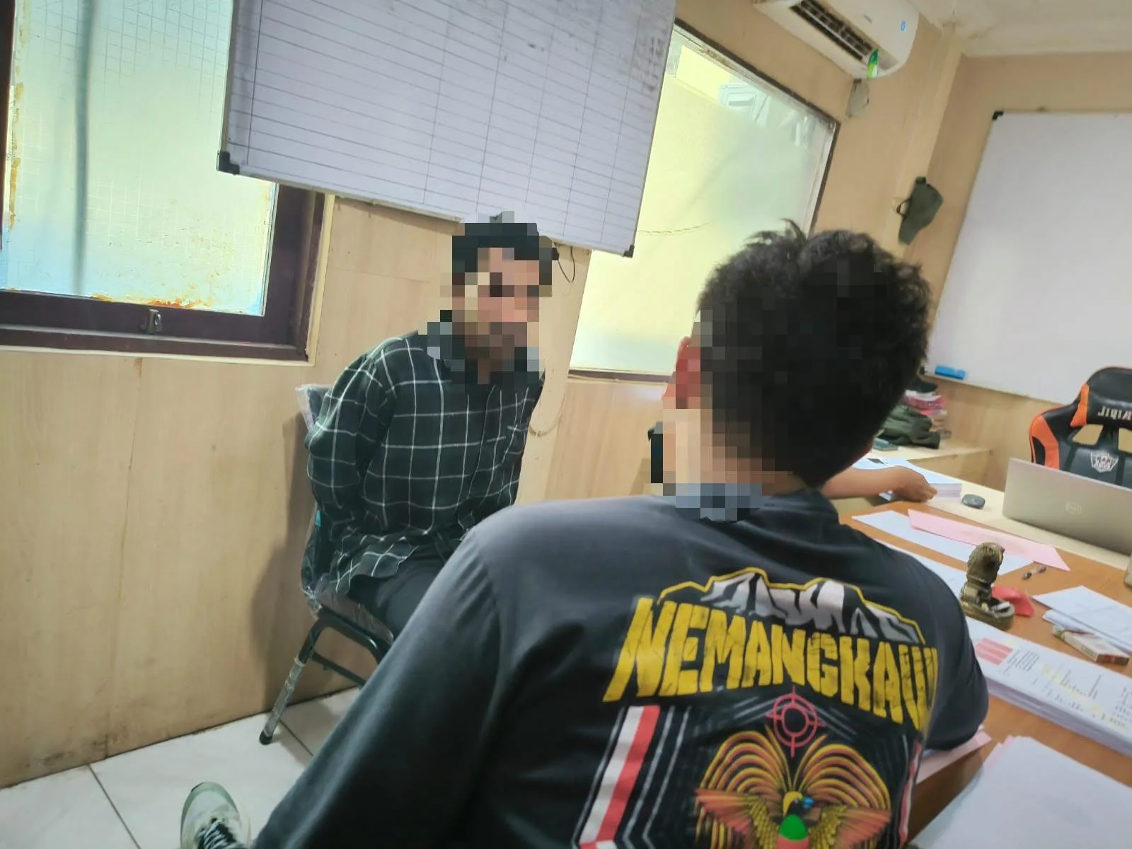 DPO Jaringan Senjata dan Amunisi Dibekuk di Jayapura, Polisi Bongkar Mata Rantai Transaksi