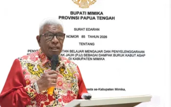 Kabut Asap Cemari Udara Mimika, Bupati Johannes Rettob Berlakukan PJJ untuk PAUD hingga SD